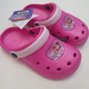 ZUECO PLAYA Y PISCINA FUCSIA "PATRULLA CANINA"